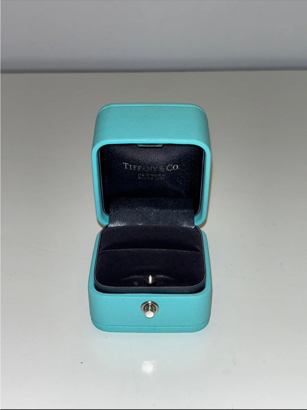 Tiffany & Co jewelry engagement ring box- blue